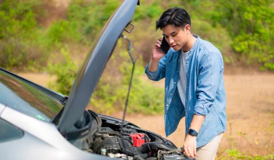 blogs/What-to-Do-With-Your-Broken-or-Engine-Damaged-Car.jpg